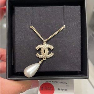 Brand new Chanel necklace